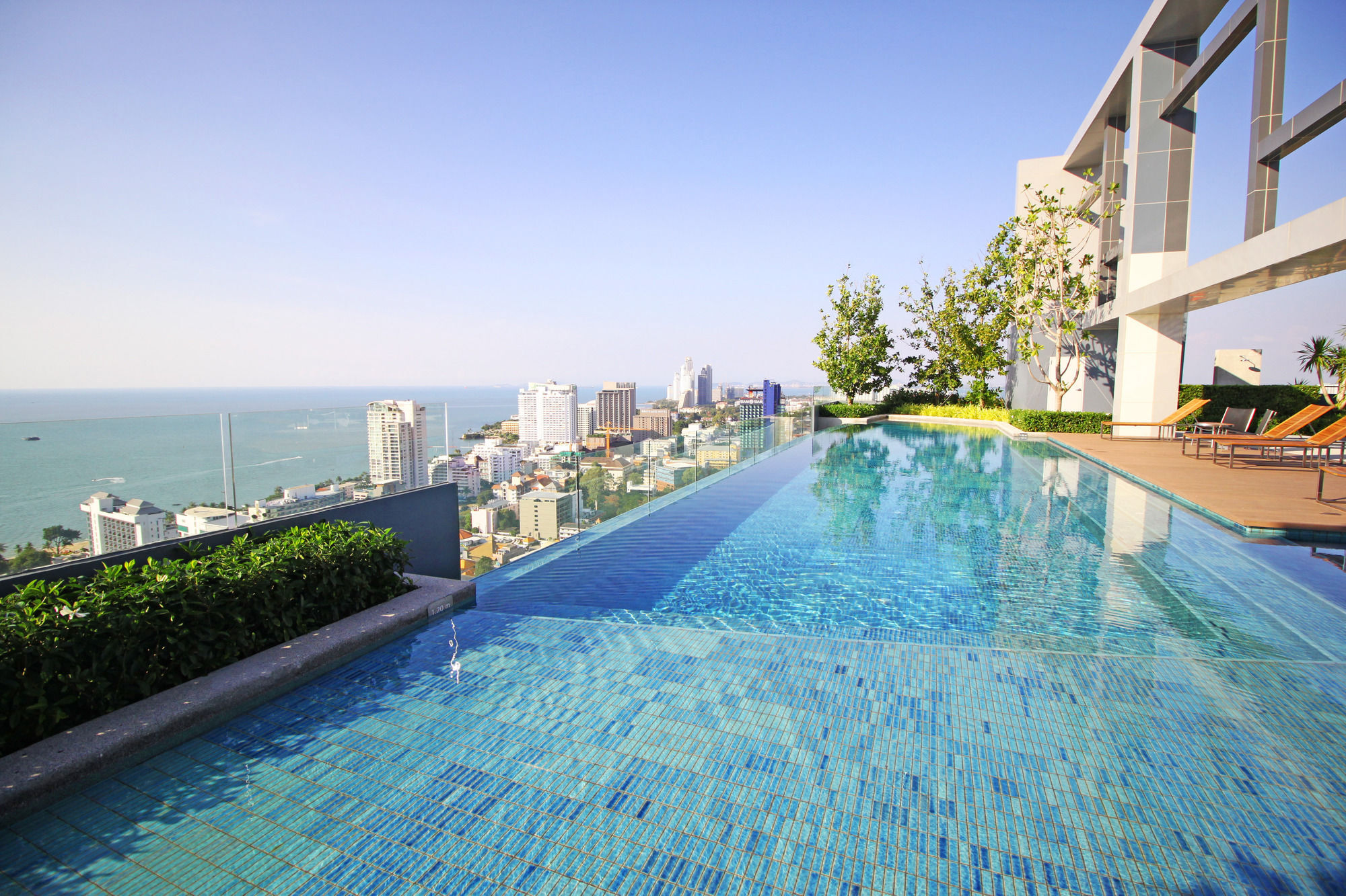 Centric Sea By Pattaya Holiday Bang Lamung Extérieur photo