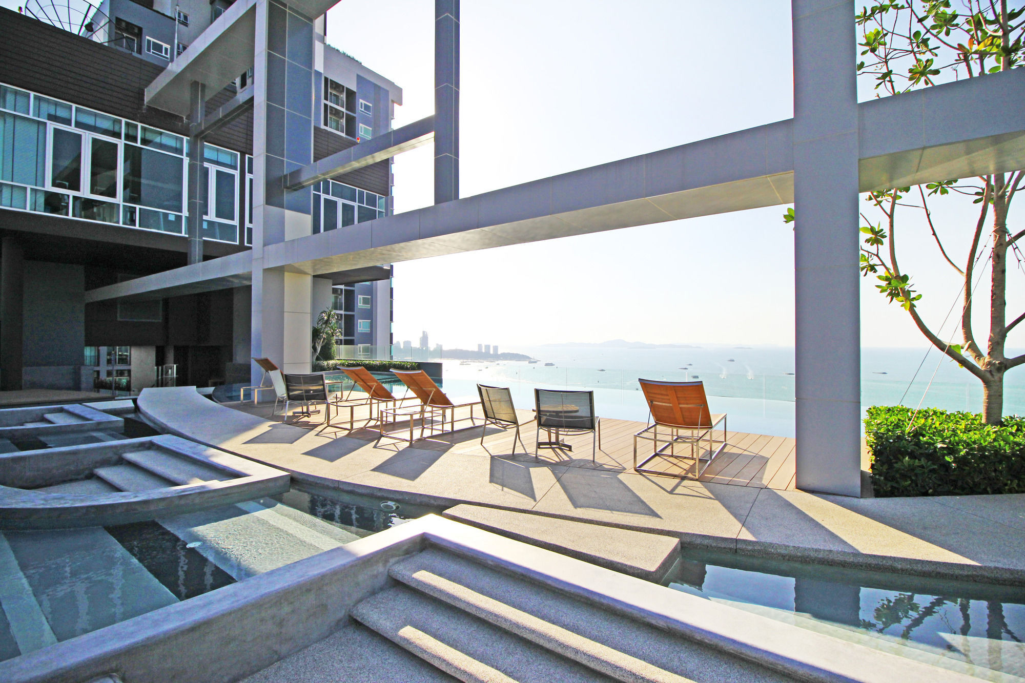 Centric Sea By Pattaya Holiday Bang Lamung Extérieur photo