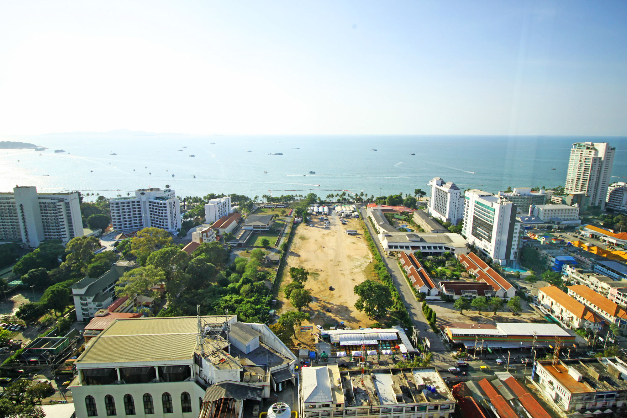 Centric Sea By Pattaya Holiday Bang Lamung Extérieur photo